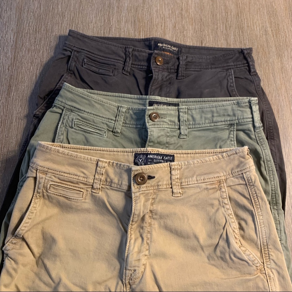 American Eagle Men Shorts size 28: A Bundle of 3